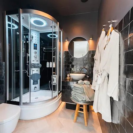 The Gentle Arch Schiphol Amsterdam Aalsmeer