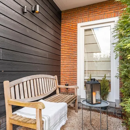 The Gentle Arch Schiphol Amsterdam Aalsmeer