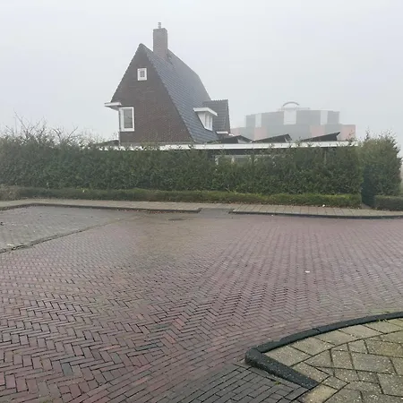 The Gentle Arch Schiphol Amsterdam